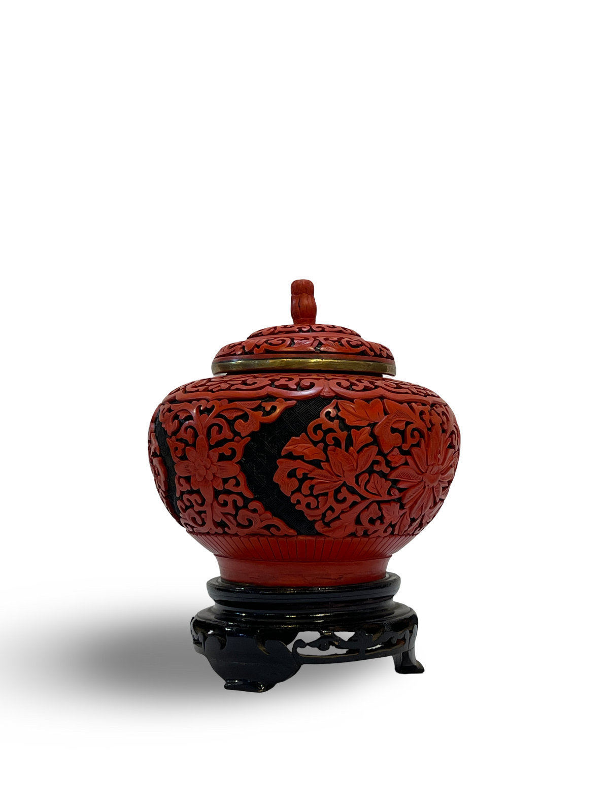Carved Cinnabar Lacquer Jar with Lid  Copper Core