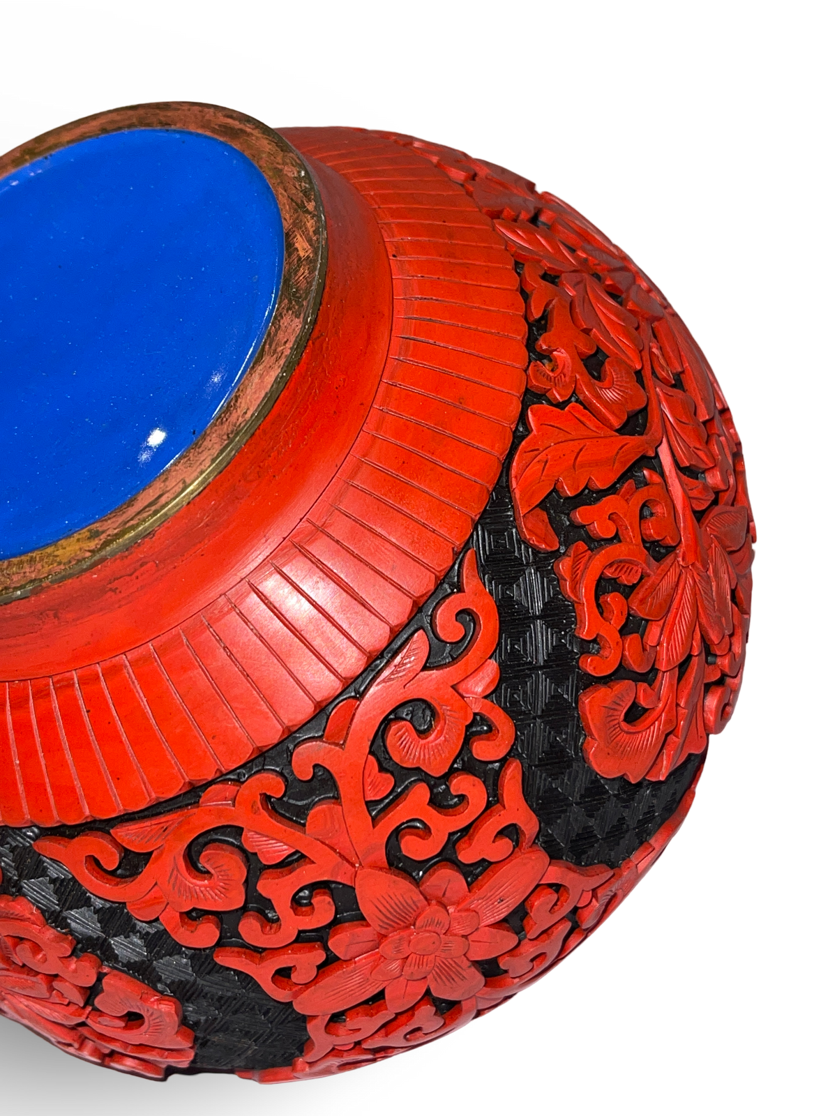 Carved Cinnabar Lacquer Jar with Lid  Copper Core